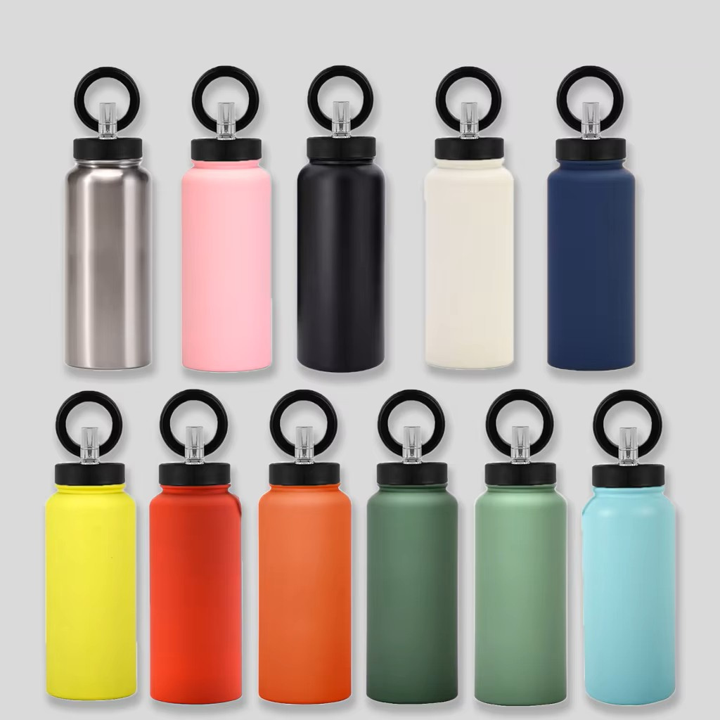 בקבוק עם מעמד מגנטי לטלפון